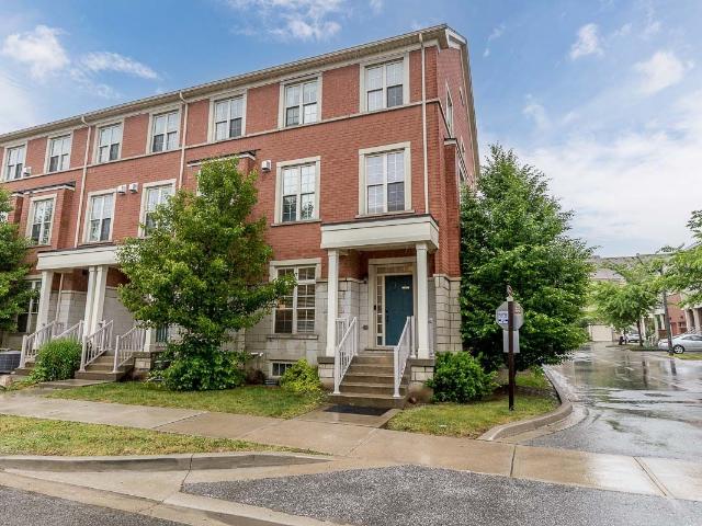 Att/Row/Townhouse Property