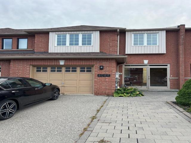 Att/Row/Townhouse Property