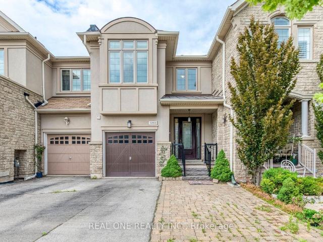 Att/Row/Townhouse Property