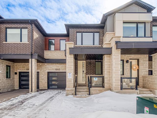 Att/Row/Townhouse Property