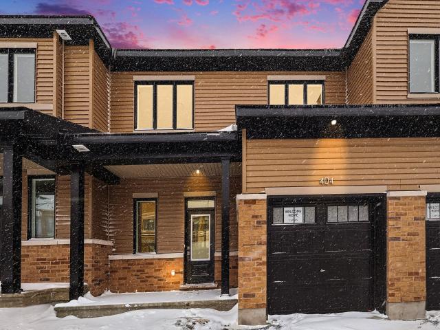 Att/Row/Townhouse Property