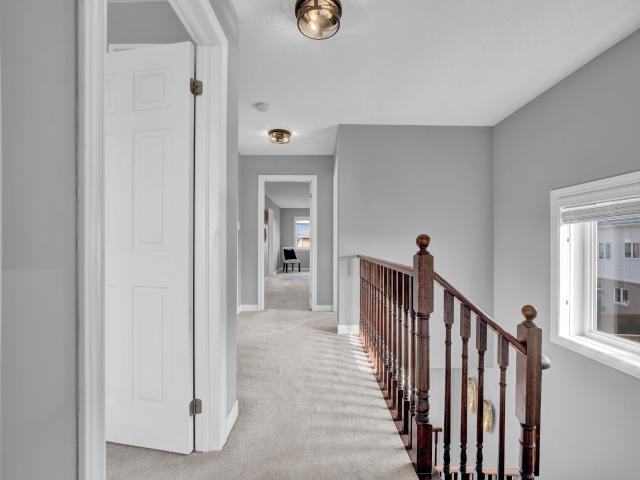 Att/Row/Townhouse Property