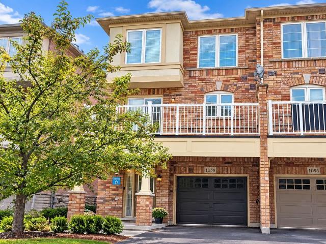 Att/Row/Townhouse Property