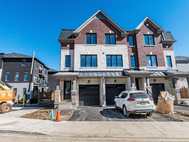 Att/Row/Townhouse Property