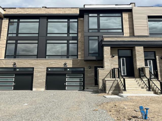 Att/Row/Townhouse Property