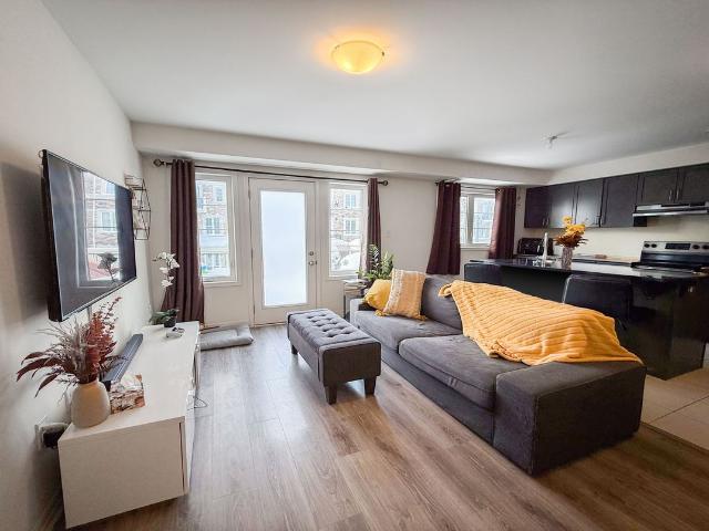 Att/Row/Townhouse Property