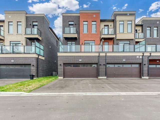 Att/Row/Townhouse Property