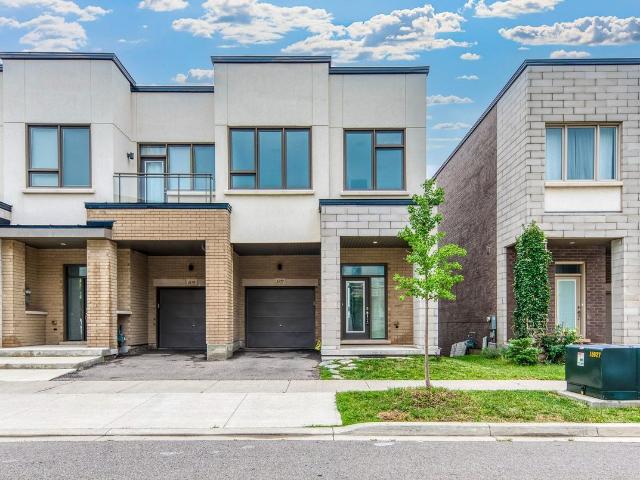 Att/Row/Townhouse Property