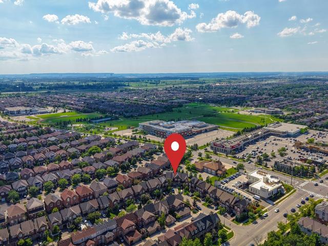 Att/Row/Townhouse Property