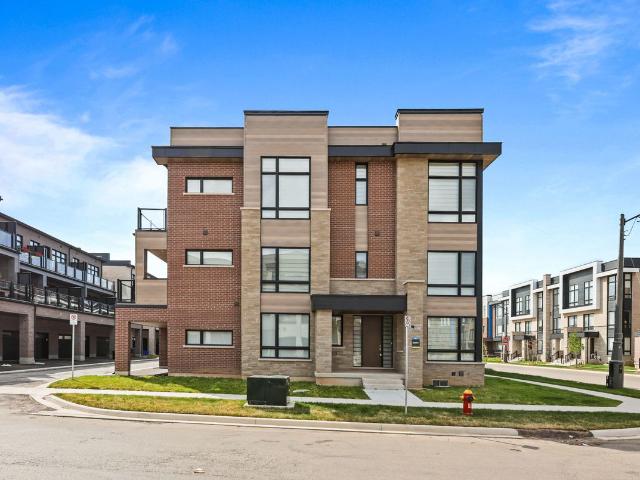 Att/Row/Townhouse Property