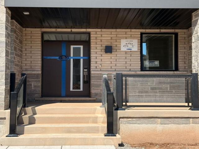 Att/Row/Townhouse Property