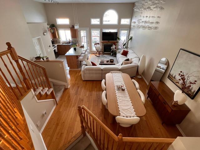 Att/Row/Townhouse Property