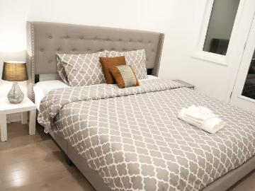 House for rent in Halton - Parking