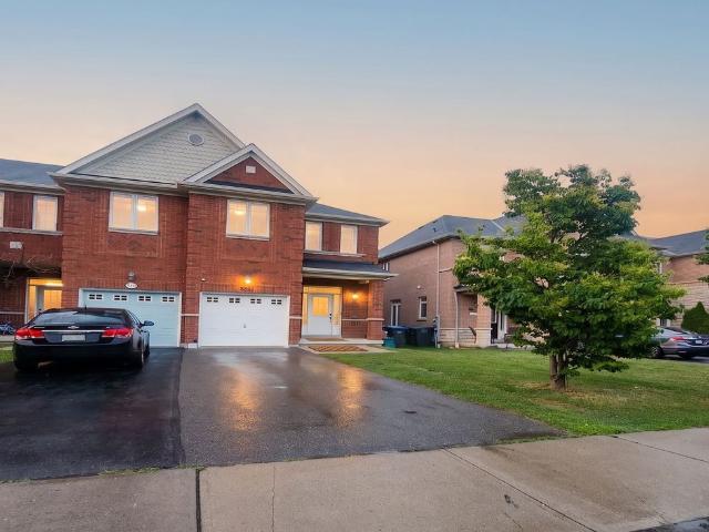 Att/Row/Townhouse Property