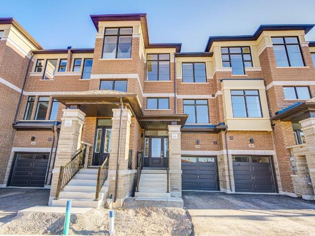Att/Row/Townhouse Property
