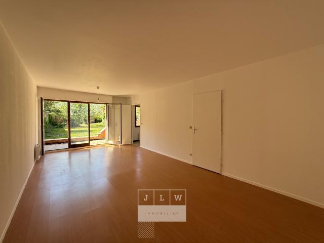 ATTS LL152 Appartement RDC avec terrasse non meublé