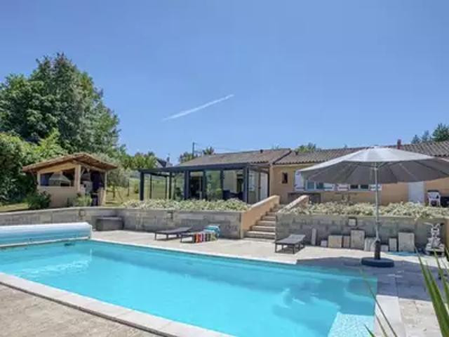 Atur 24750 Achat / Vente maison 7 pièces t7 au dernier étage piscine