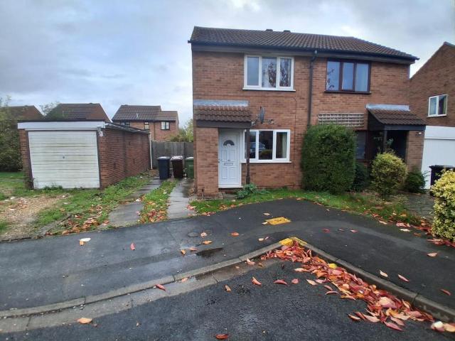Atwater Court, Lincoln, LN2 2 bed semi detached house to rent £875 pcm £202 pw