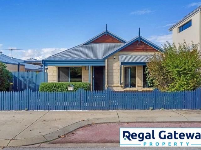 Atwell Parkside Charm & Comfortable Living in Atwell 3x2 $750 p/w