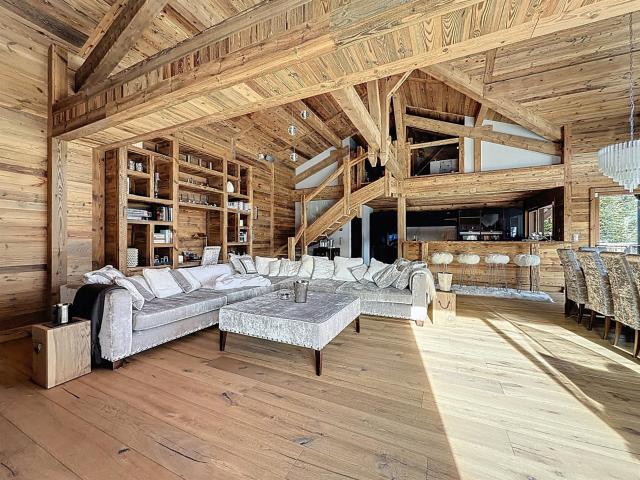 Au cœur du domaine skiable des Portes du Soleil l'un des plu. 264m² Les Gets