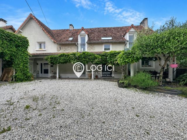 Au cœur du village de Bordères sur l’Échez, venez découvrir. 241m² Bordères sur l'Echez