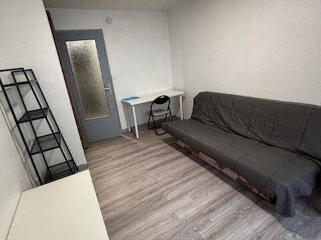 Au cœur des Facs, studio meublé avec balcon et parking