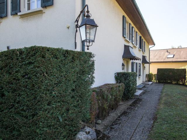 Au calme, appartement de 4 pièces au 1er étage