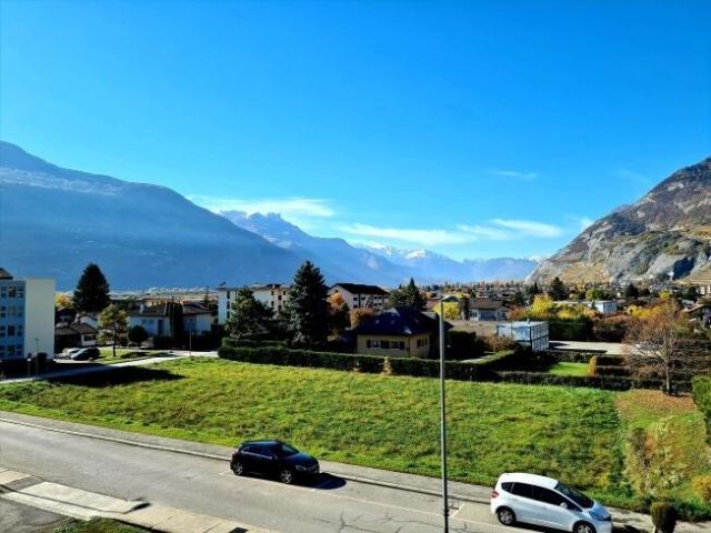 Au calme, proche des commerces Location sans caution