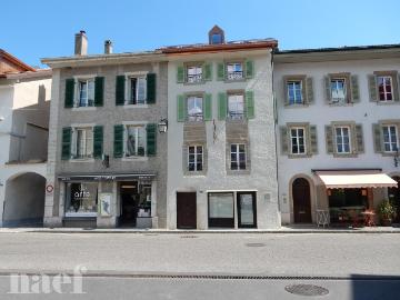 Au centre de Coppet Joli studio au 3ème étage