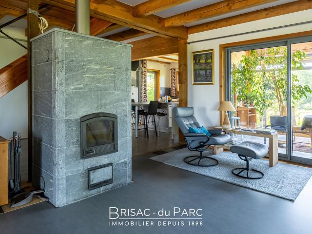 Au coeur de la vallée de l'Ouche, à 10 minutes de toutes com. 230m² Aubaine