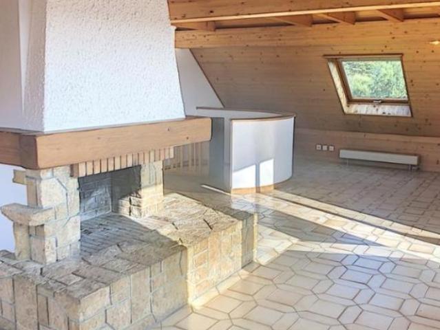 Au coeur de la bourgade d'Oron la Ville 5.5 pièces en triplex