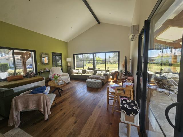 Au coeur de la forêt landaise 129m² Onesse Laharie