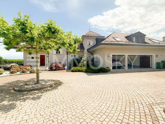 Au coeur de Mont sur Rolle: Maison d'exception
