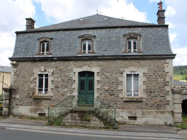 AU COEUR DE RIOM ES MONTAGNES