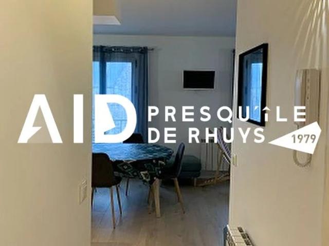 Au coeur de Sarzeau, apt DEUX PIECES CABINE meublé à louer à l'a