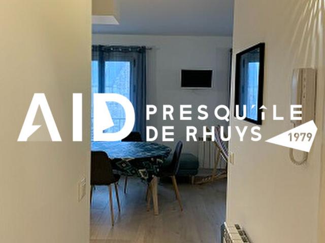 Au coeur de Sarzeau, apt DEUX PIECES CABINE meublé à louer à l'année