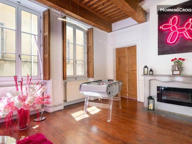 Au coeur du vieux Lyon, Tour rose