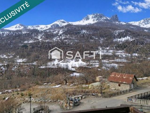 Au coeur du village, un potentiel rare vous attend!