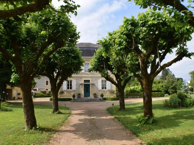 Au coeur d'un charmant petit village du Périgord Noir, très. 240m² Montignac Lascaux