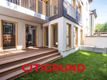 Au Hell. Exklusiv. Energieeffizient. Gartenterrasse in modernem Stadthaus!