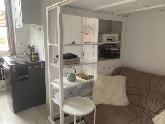 Au pied des Buttes Chaumont Studio 12m2