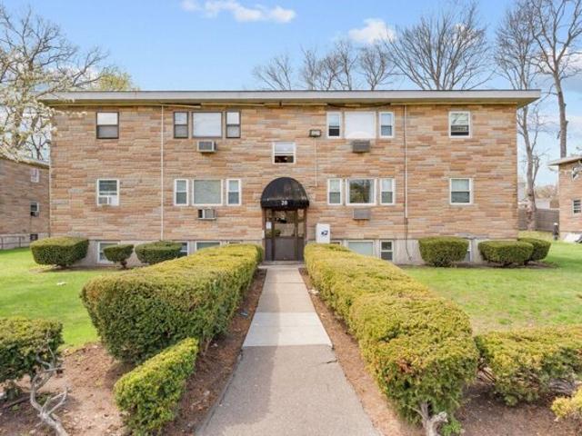Auna Dr Apt,brockton, Condo For Sale