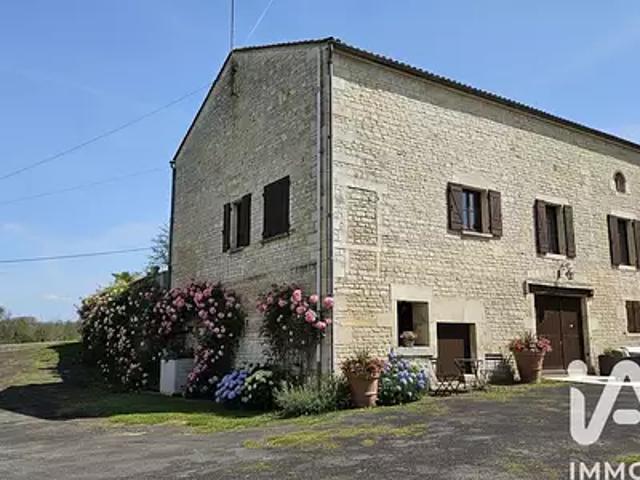 Aunac sur Charente 16460 Achat / Vente maison 6 pièces t6