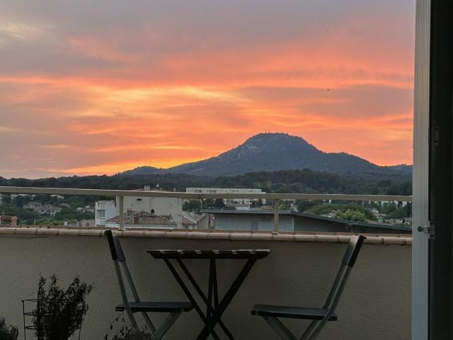 Aubagne, Magnifique duplex T2 de 60m2 avec 15m2 de terrasse