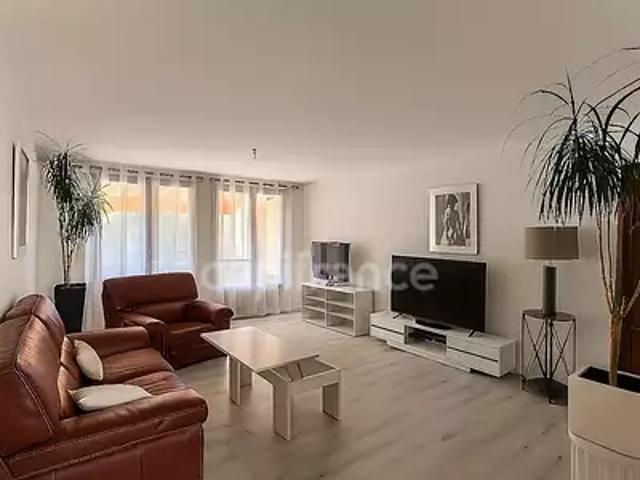 Aubagne 13400 Achat / Vente appartement 3 pièces t3 cave balcon
