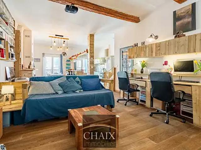 Aubagne 13400 Achat / Vente appartement 5 pièces t5 au dernier étage