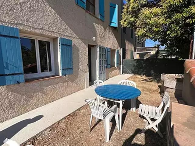 Aubagne 13400 Location appartement 2 pièces t2 terrasse parking