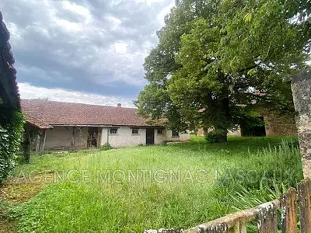 Aubas 24290 Achat / Vente maison parking