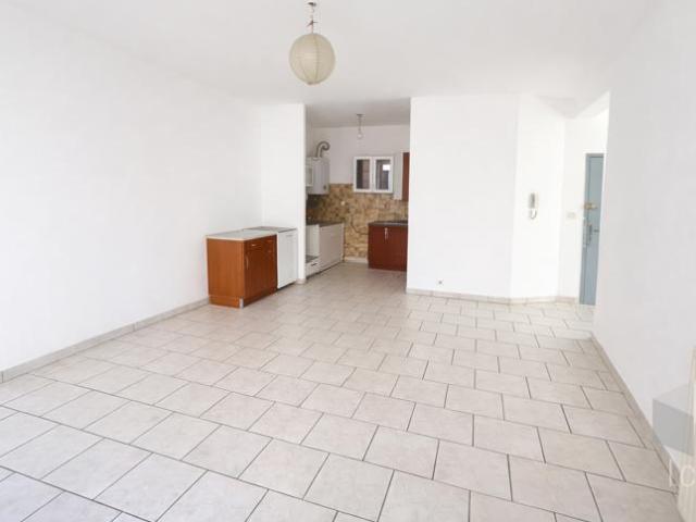 AUBENAS, appartement de 66 m2 au 2ème étage