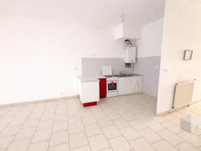 AUBENAS, appartement de 68 m2 avec vue sur le château